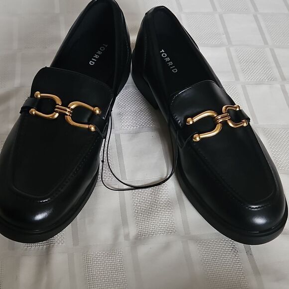 Torrid Women's Black Loafers with Gold Accent - Picture 3 of 16